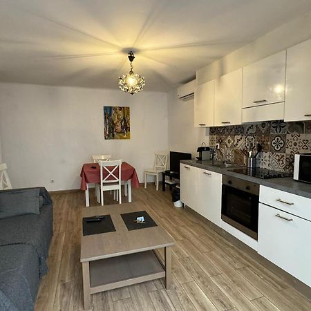 Cosy Poullan, 2-Bedroom Apartment, 200 M From The Beach Nice Exterior foto